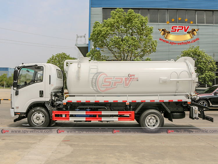 6,000 Litres Sewer Cleaning Truck - Left Side